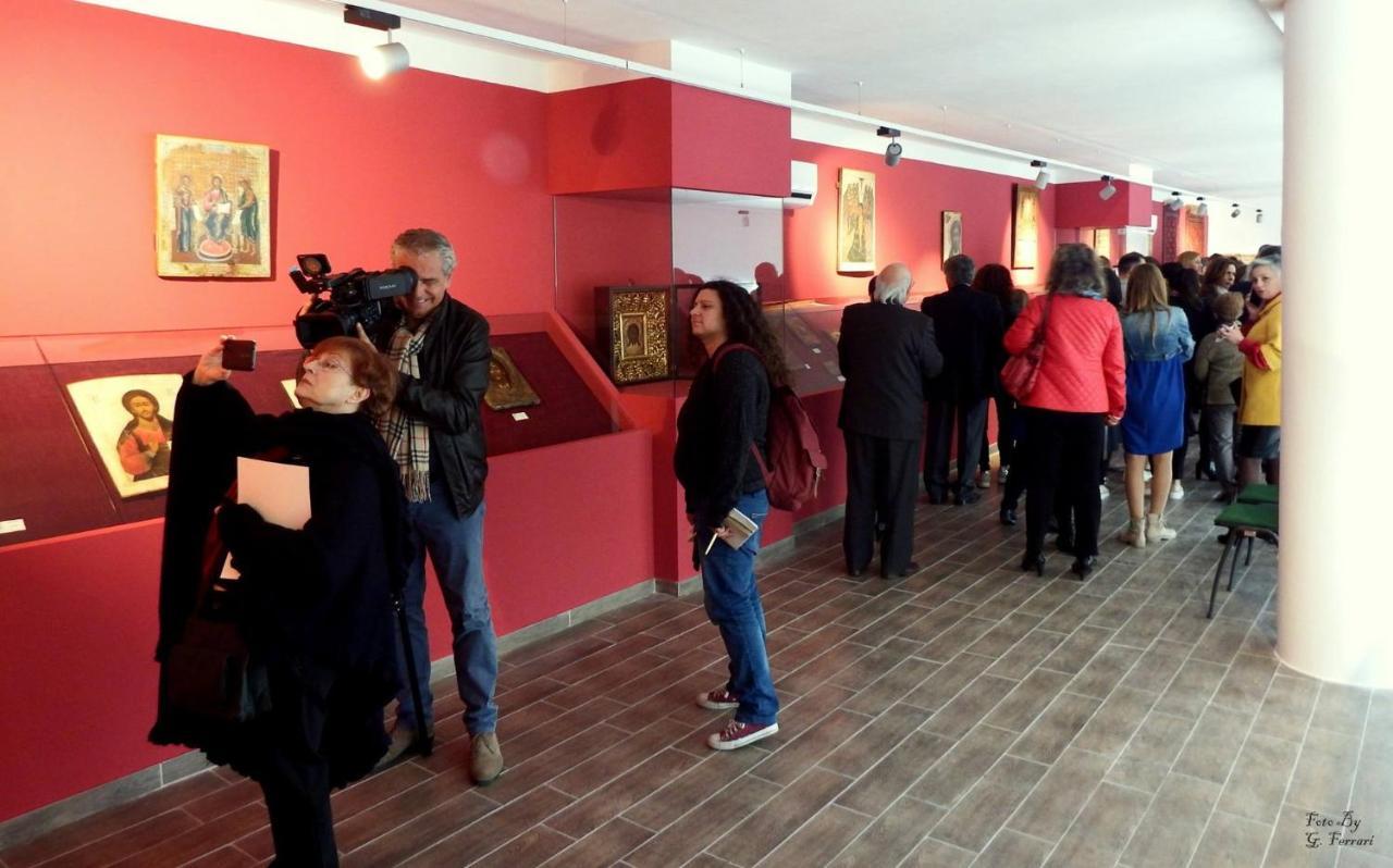 Il Vicoletto Panzió Frascineto Kültér fotó